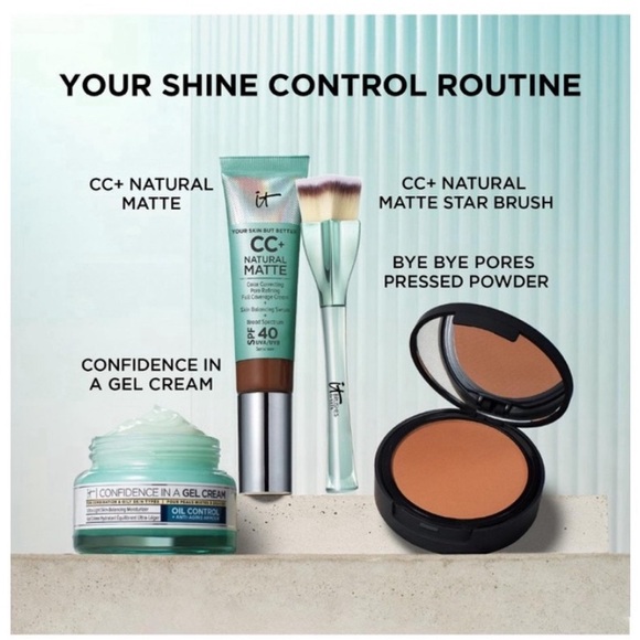 IT Cosmetics Limited Edition Super Star Foundation Brush bundle - Picture 3 of 10